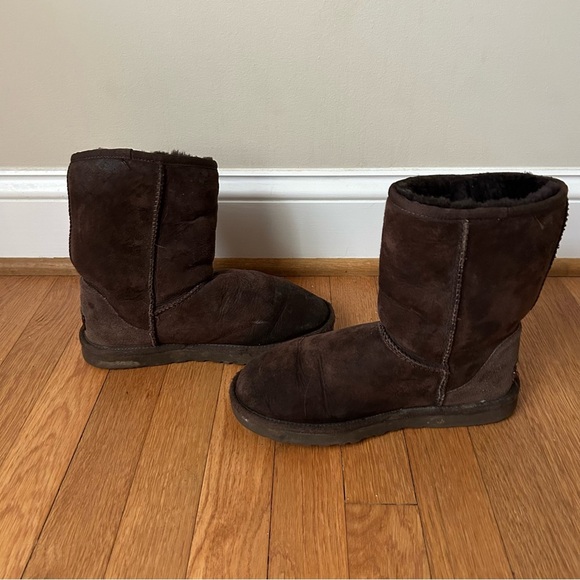 Ugg Australia Classic Short Chocolate Brown Winter Snow Boot Women’s Size 7 - Picture 5 of 7
